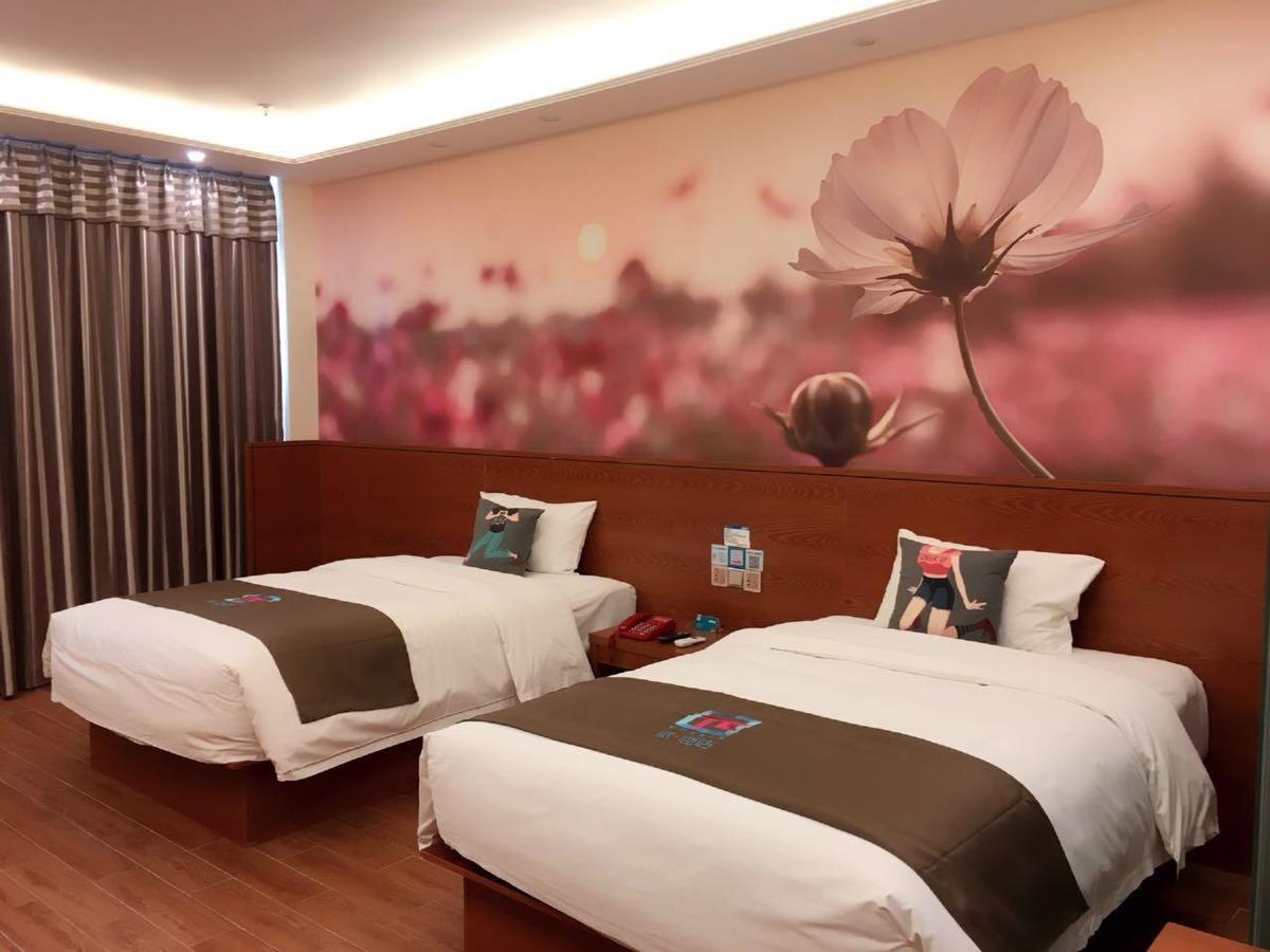 Pai Hotel Huiam Jinghenggu Plaza Jinhu  Buitenkant foto