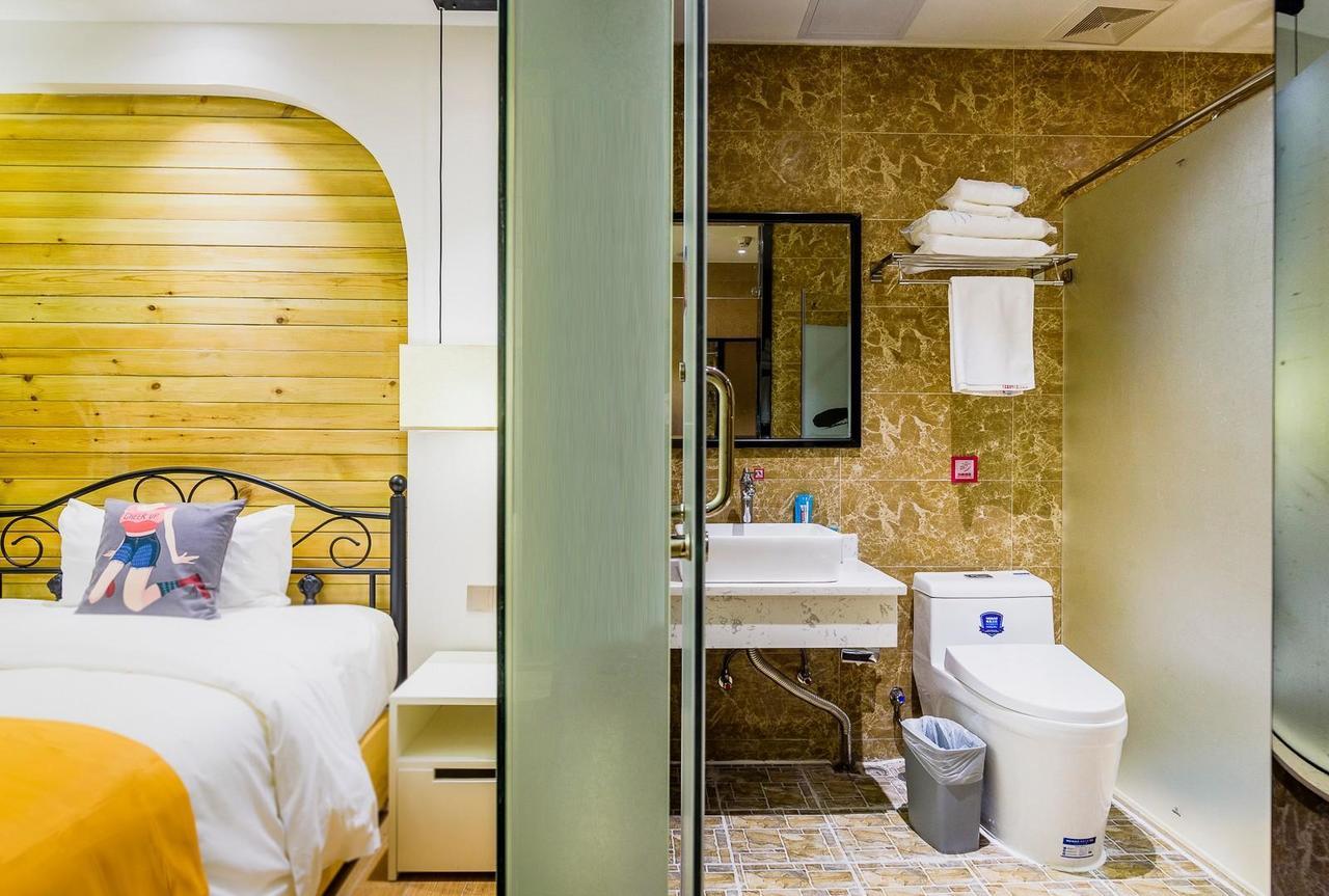 Pai Hotel Huiam Jinghenggu Plaza Jinhu  Buitenkant foto